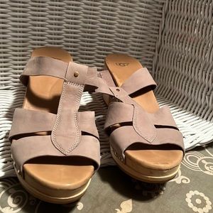 UGG clog sandal